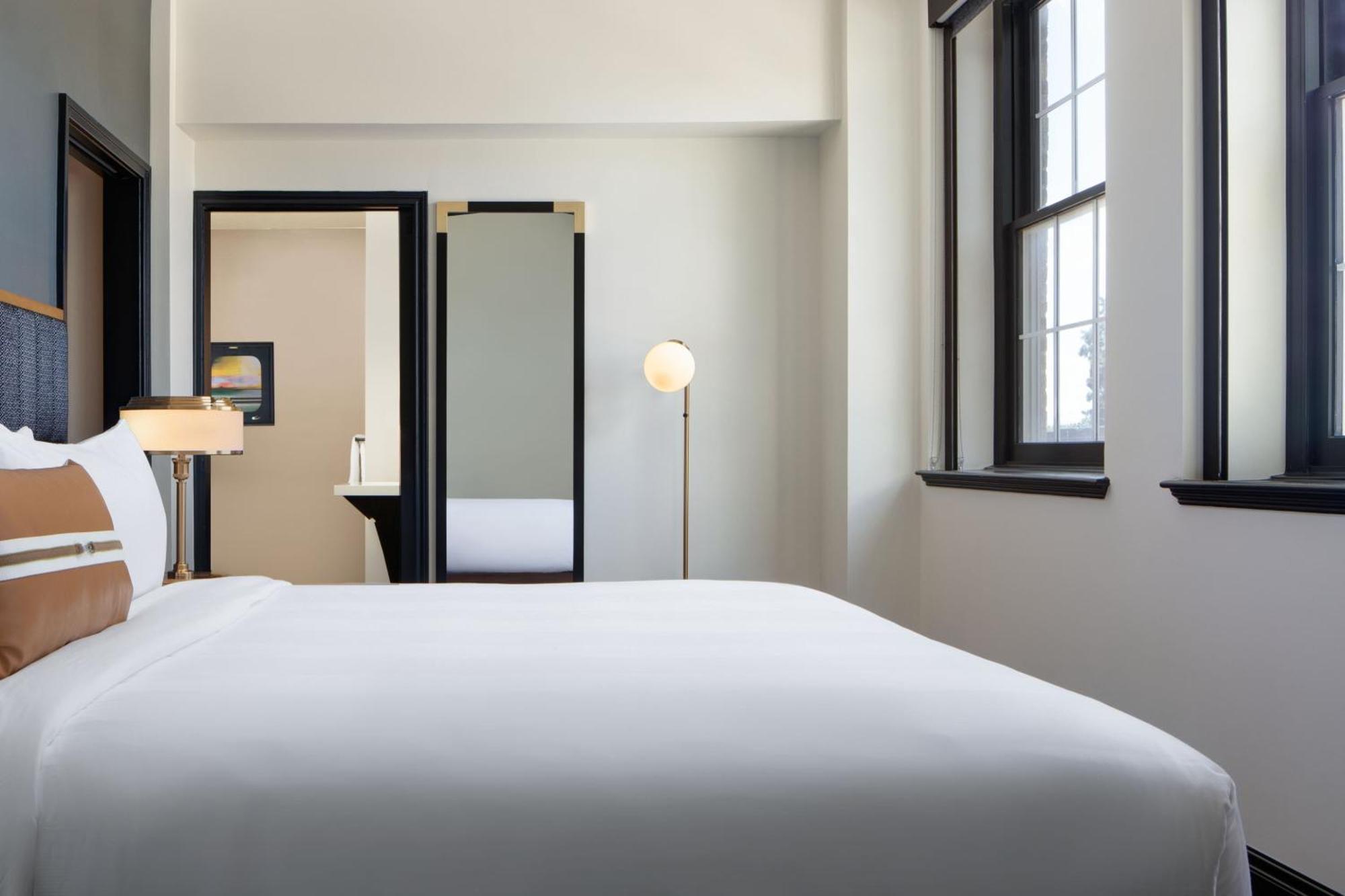 The Lasalle Hotel, Bryan College Station, A Tribute Portfolio Hotel 外观 照片
