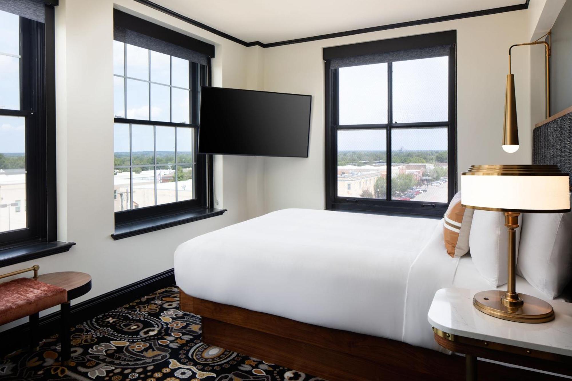 The Lasalle Hotel, Bryan College Station, A Tribute Portfolio Hotel 外观 照片